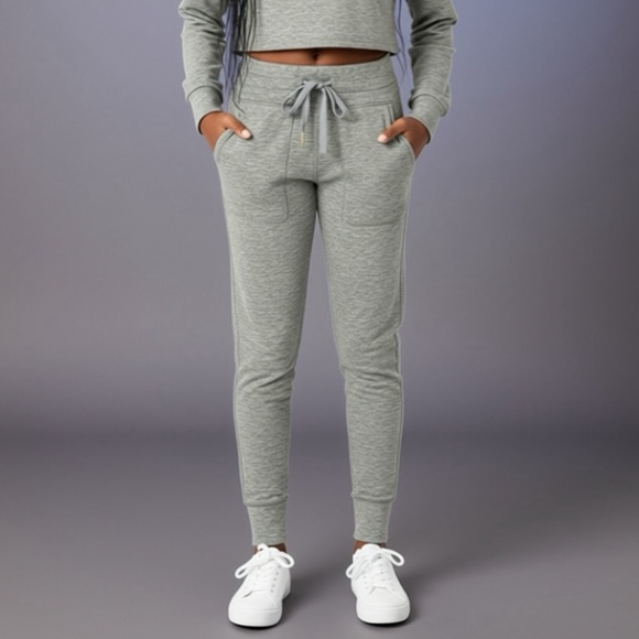 aerie Pants - 🎙️ Aerie CHILL. PLAY. MOVE. Joggers~Women’s XS~Light Heathered Gray~26” Inseam